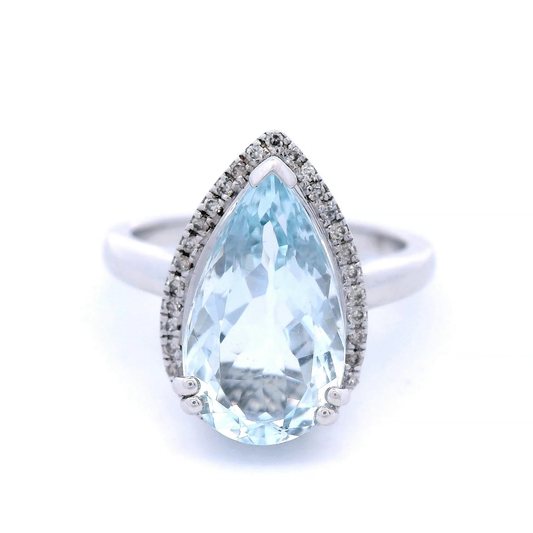 Diamond and Aquamarine Ring in White Gold