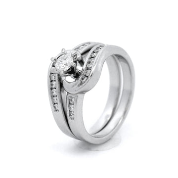 Diamond Set Fitted Wedder Ring in White Gold