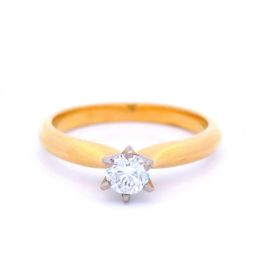 Diamond in a 6 Claw White Gold Setting