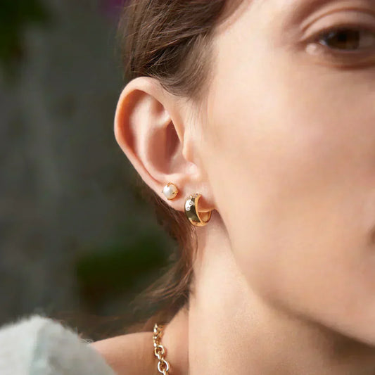 #4 MUSE SIL PEARL BARBELL EARRINGS