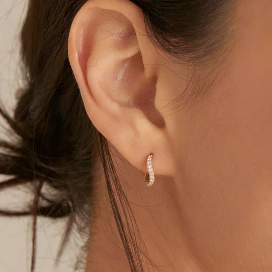 Ania Haie 14kt Gold Magma Diamond Huggie Hoop Earrings