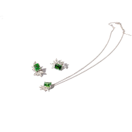 Marilyn Gem Pendant & Chain