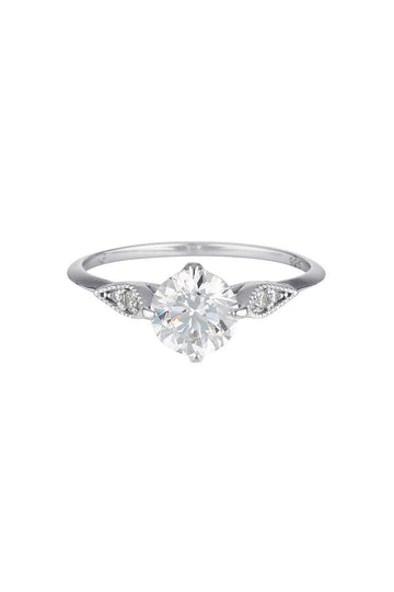 TRICIA RING SILVER