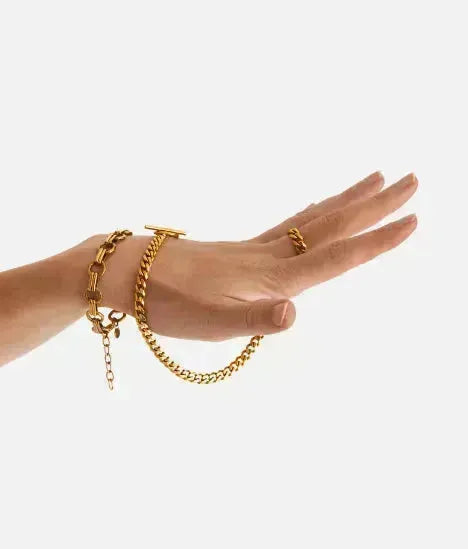 Women's Toggle Chain Bracelet - Begum