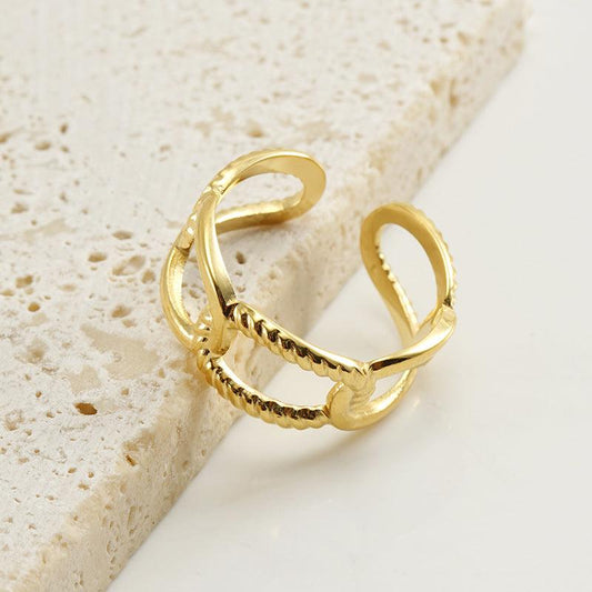 Elegant Adjustable Chain Link Ring in Stainless Steel – 18K Gold Plated and Silver Options - Begum