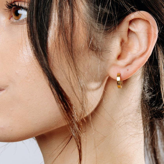 Love Earrings - Gold