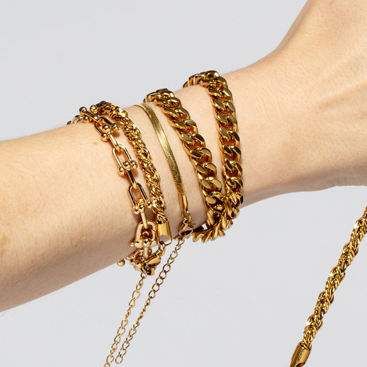 Martina Gold Link Bracelet