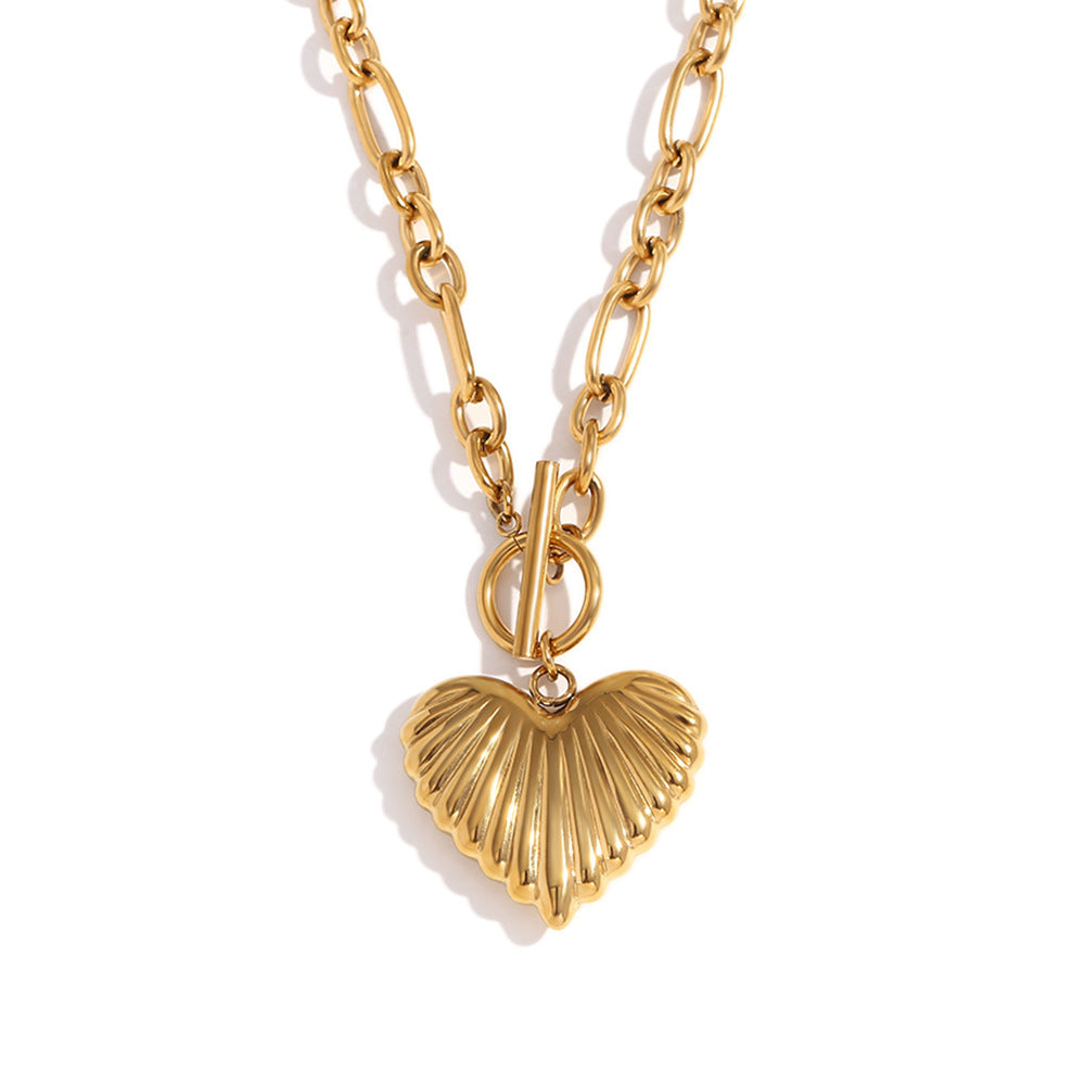 Chunky Chain Heart Pendant Necklace – Statement Jewellery for Women