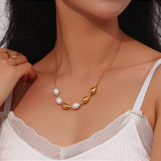 Elegant Gold and Pearl Necklace – Trendy Chain for Women’s Party Jewellery