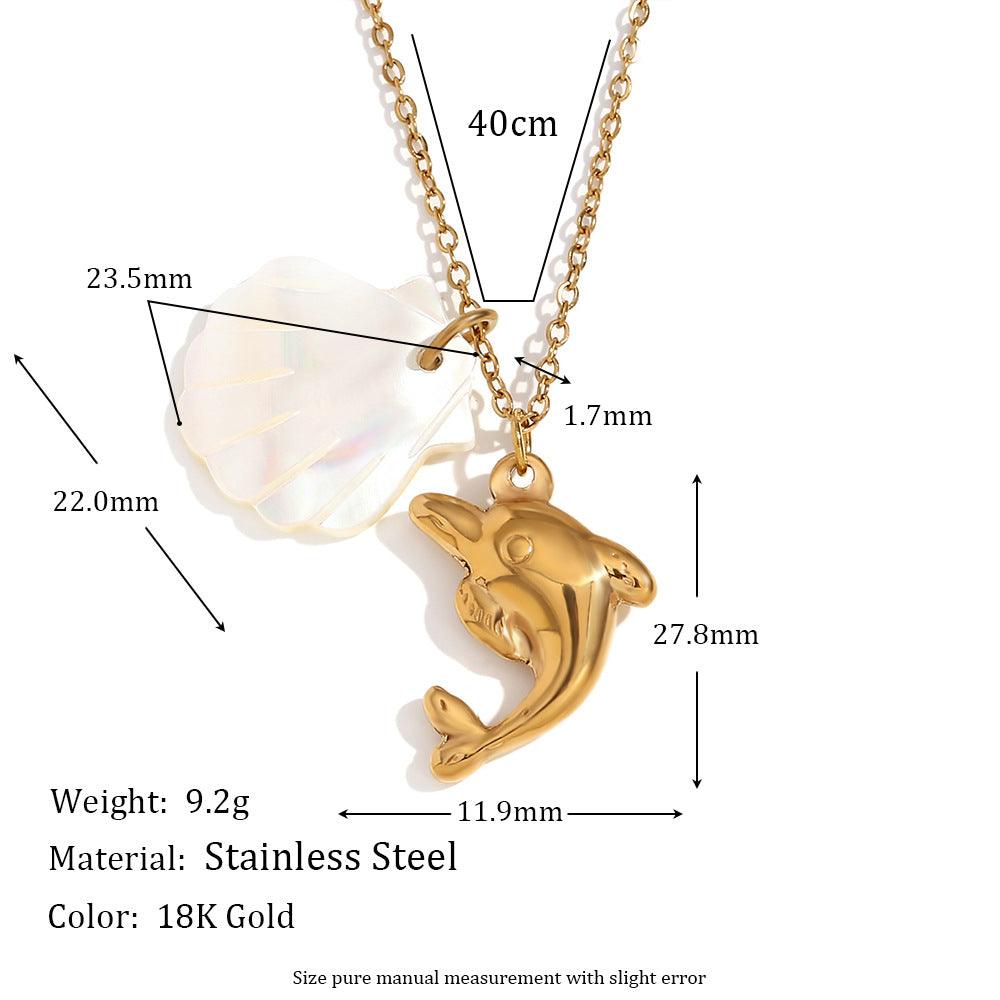 Gold Seashell and Starfish Necklace – Trendy Coastal Jewelry - Begum