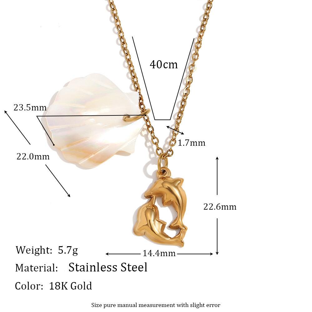 Gold Seashell and Starfish Necklace – Trendy Coastal Jewelry - Begum