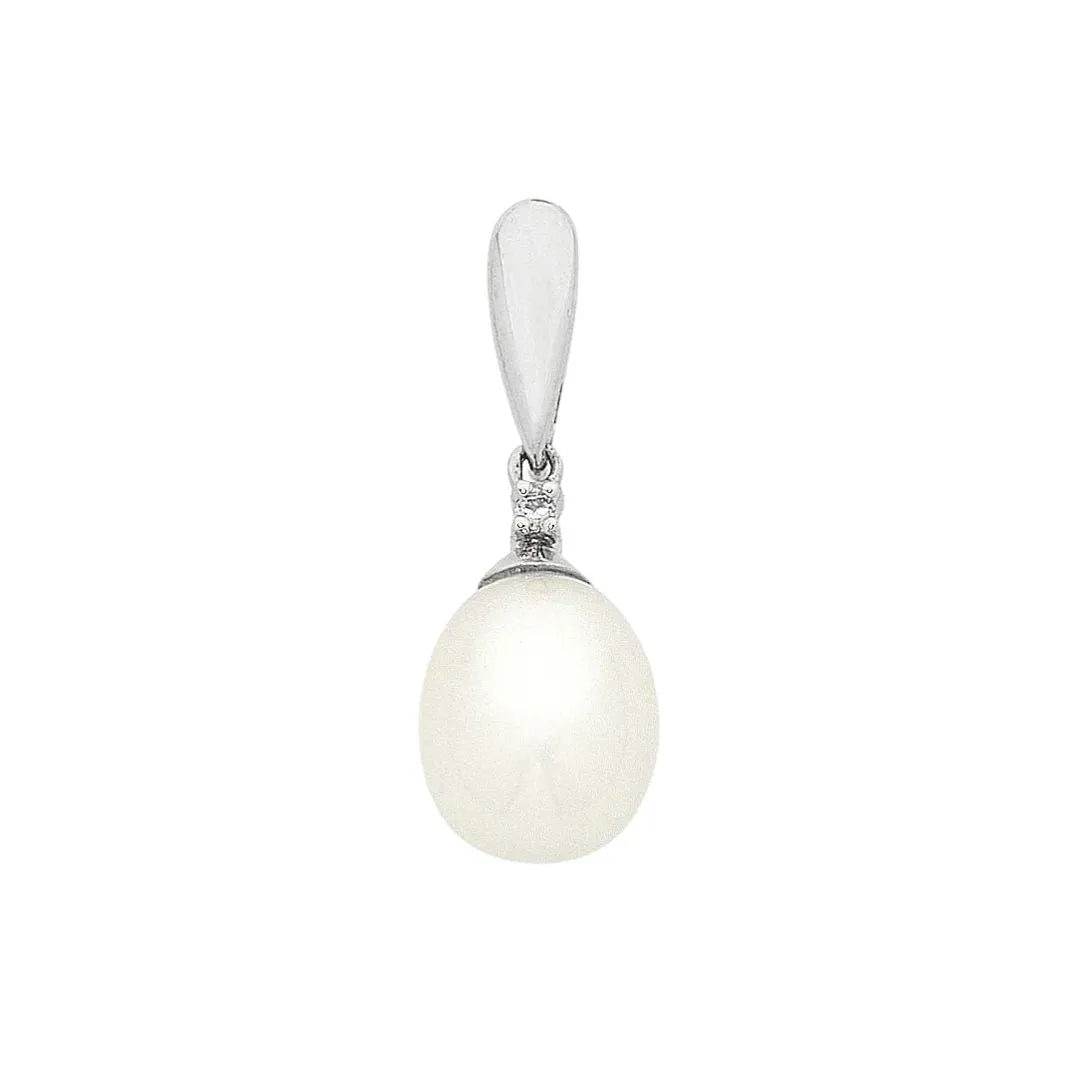 Freshwater Pearl & Diamond Pendant in White Gold