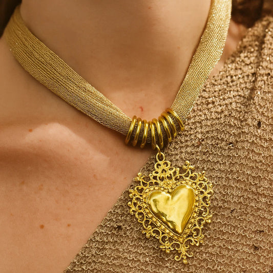 Golden Heart Pendant Mesh Necklace