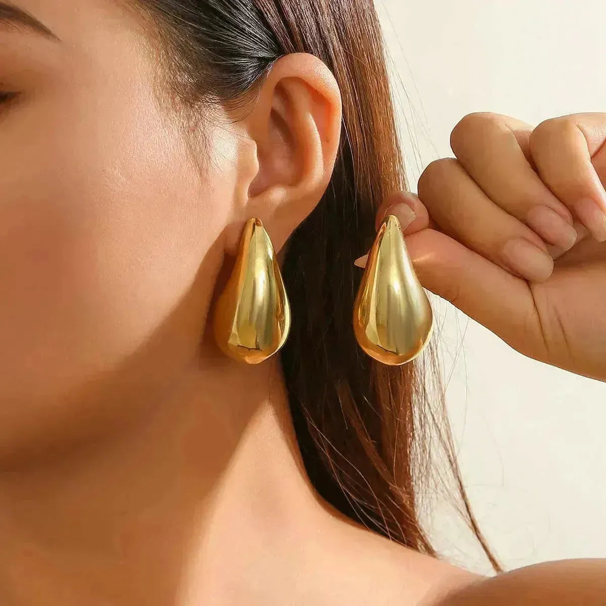 Rhoni Statement Water Drop Earrings - Begum