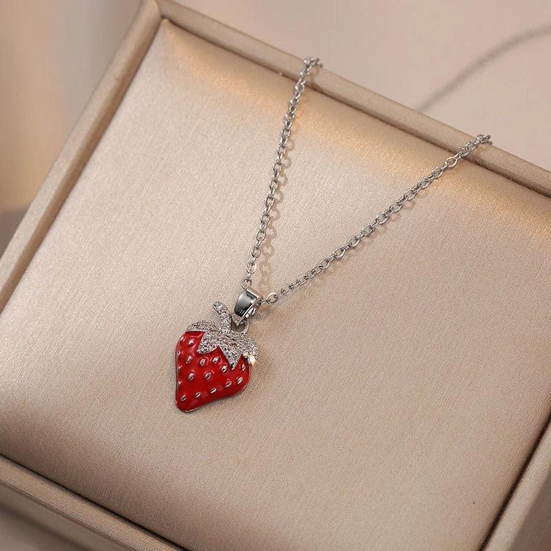 Cute Strawberry Pendant Necklace – Romantic Jewellery for Halloween - Begum