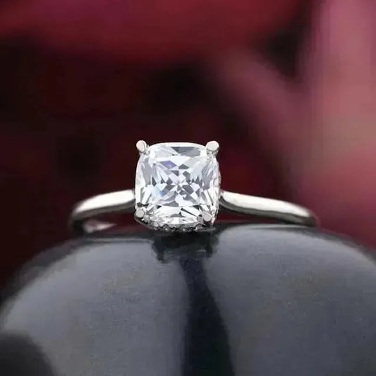 Silver Ring on Black Rounded Stone - Begum